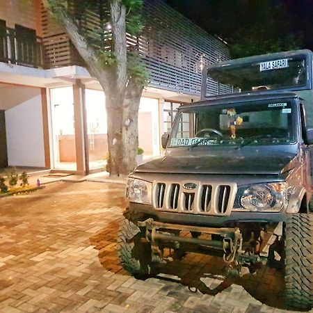 Livinya Holiday Resort Катарагама Екстериор снимка